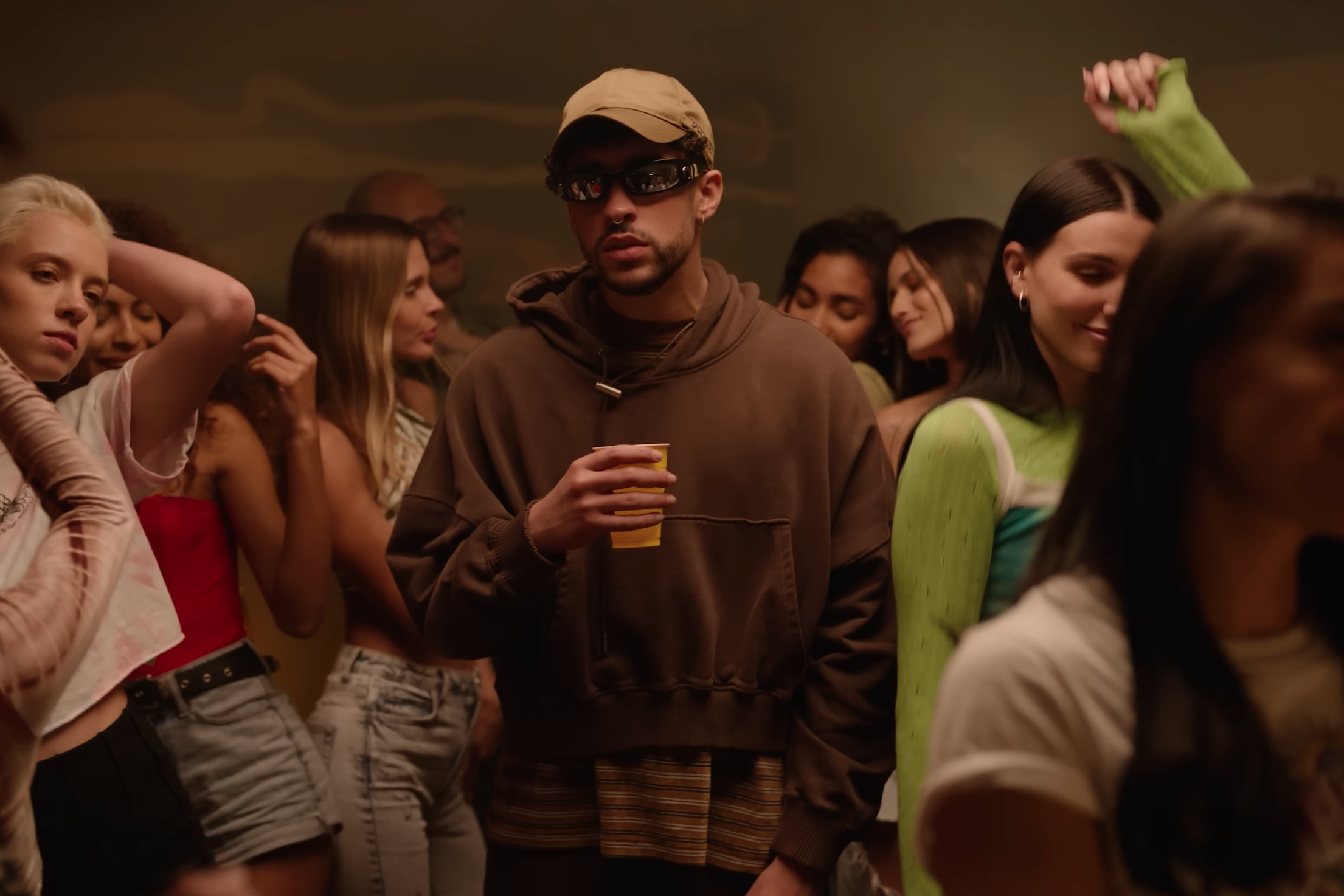 Bad Bunny en concierto durante su tour mundial.