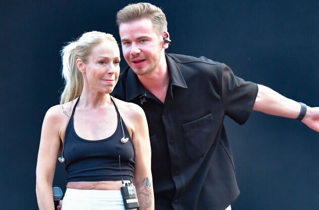 Sängerin Michelle und Eric Philippi auf der Bühne