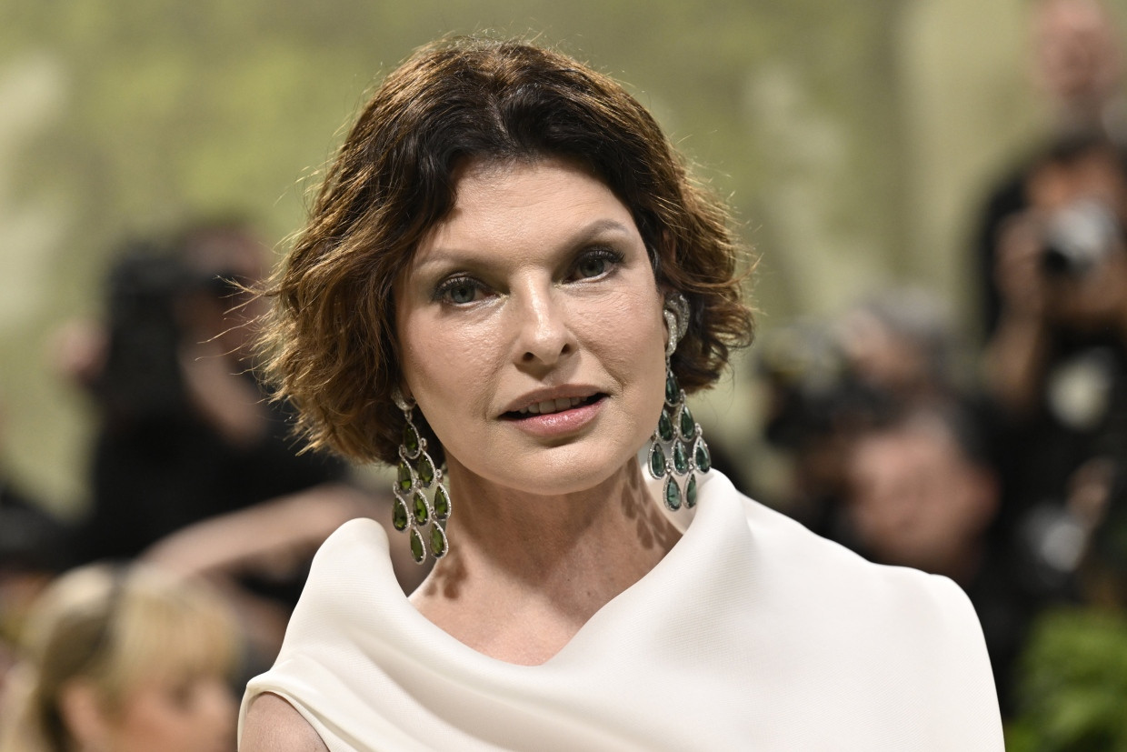 Linda Evangelista auf dem Laufsteg der 90er Jahre