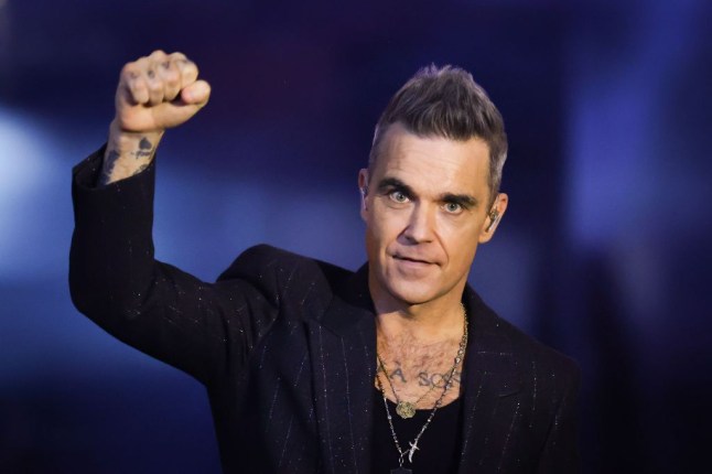 Robbie Williams bei einem Live-Auftritt