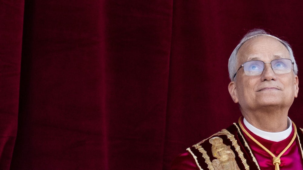 Jude Law als Papst Pius XIII. in The Young Pope
