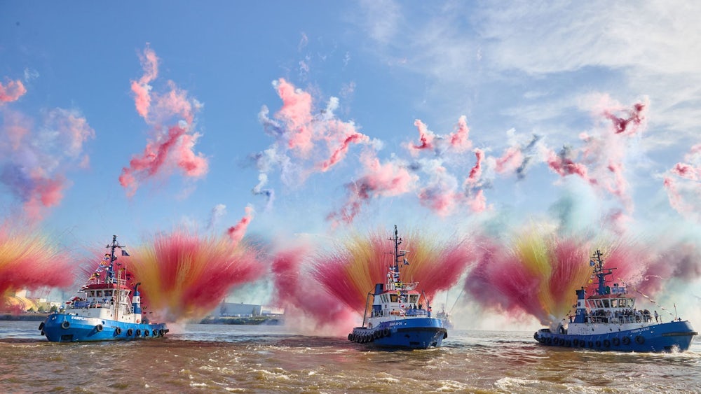 Feuerwerk Hafengeburtstag 2025 über dem Hamburger Hafen