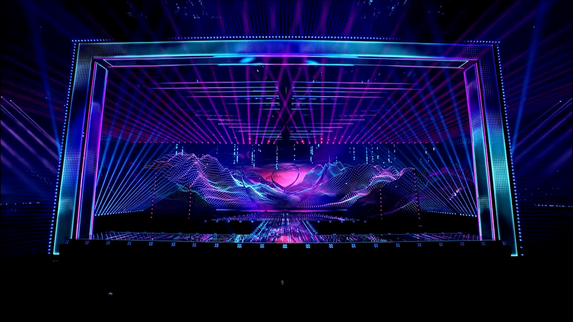 Luca Hänni auf der Bühne beim ESC 2025 in Basel