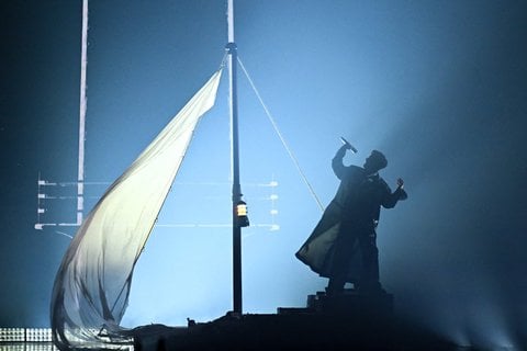 Yuval Raphael auf der Bühne beim Eurovision Song Contest 2025 in Basel, Israel ESC 2025